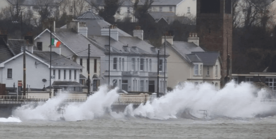 Шторм в Ірландії