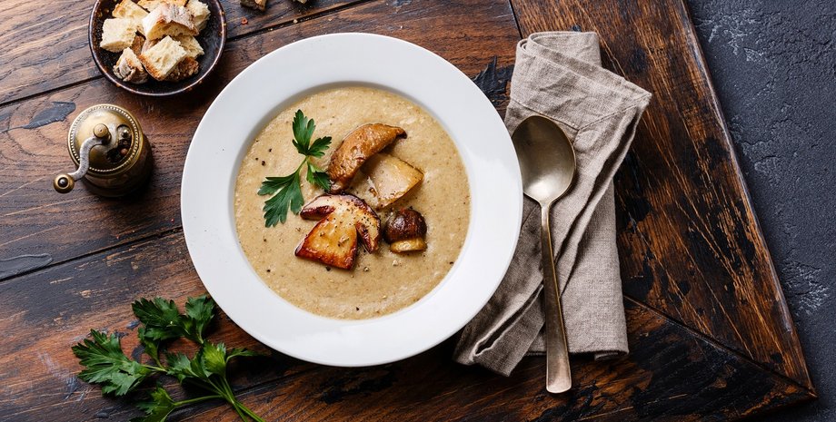 грибной суп, суп с грибами, постный суп, постное меню, суп без мяса