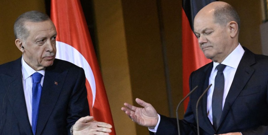 German Chancellor Olaf Solz will discuss with Turkey President Recep Tayip Erdog...