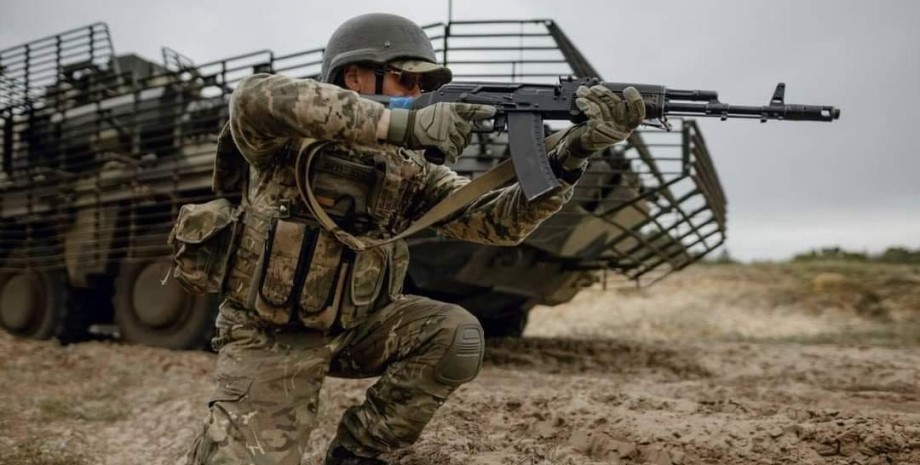 Według naukowców wojskowych główne wysiłki Ukrainy nie były jeszcze. A obsługiwa...