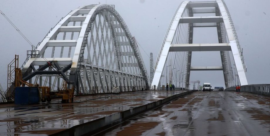 Крымский мост, Керченский мост, Крым, атака БПЛА, дроны, обстрел, война в Украине фото