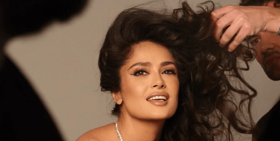 Сальма Хайек, Сальма Хайек фигура, пенелопа крус, муж сальмы Хайек, Vogue Arabia, обложка Vogue