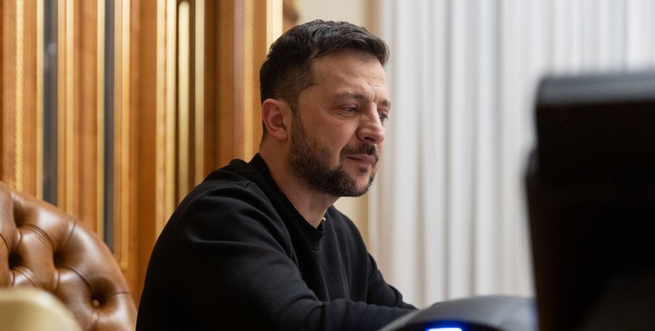 зеленский за столом владимир зеленский