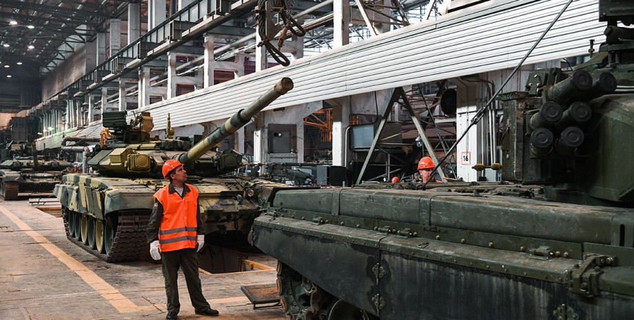 Російське озброєння, танк, війна РФ проти України, військова промисловість