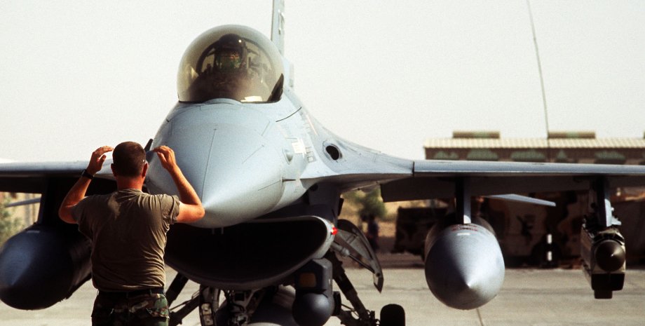 F-16, поставки F-16, коли прибудуть F-16, F-16 в Україні