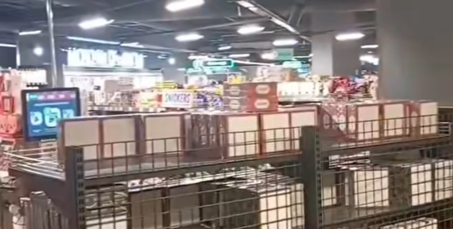 Охоронець "Фори" в Гостомелі вбив металевою палицею собаку Фора Гостомель собака