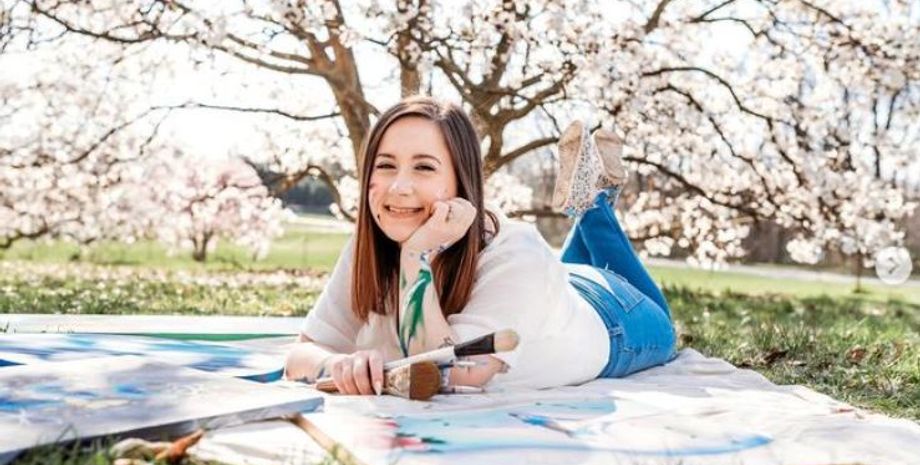 Жінка дізналась, що прабабуся була її ідентичною копією, як таке можливо, родинні зв'язки, зовнішність