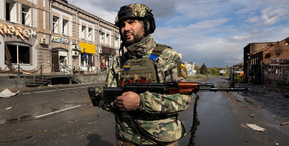 ЗСУ зайшли до Херсона, ЗСУ у Херсоні, відступ російської армії, звільнення Херсона, деокупація Херсона