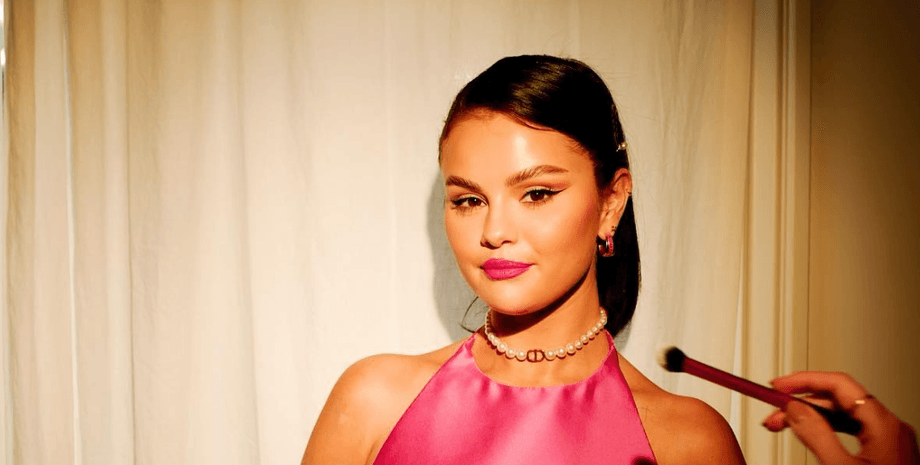 Селена Гомес, Селена Гомес бенни бланко, бойфренд селены гомес, селена гомес дети, усыновление ребенка