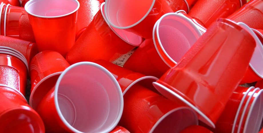 Стаканчики, одноразовые стаканчики, пластиковые стаканчики