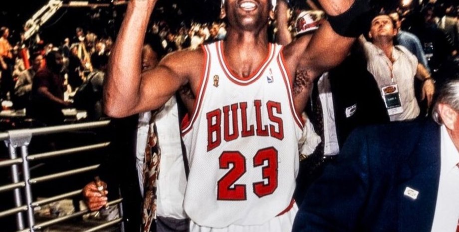 Майкл Джордан кросівки, майкл джордан, баскетболіст, аукціон, Sotheby's