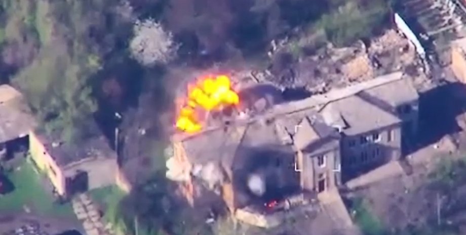 фото взрыва в Кадиевке, апрель 2026 года