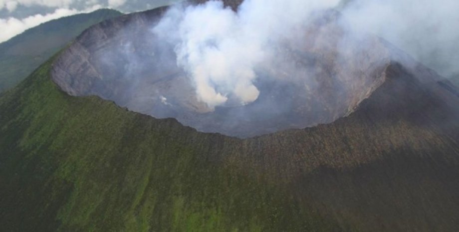 Вулкан Ньямлагира