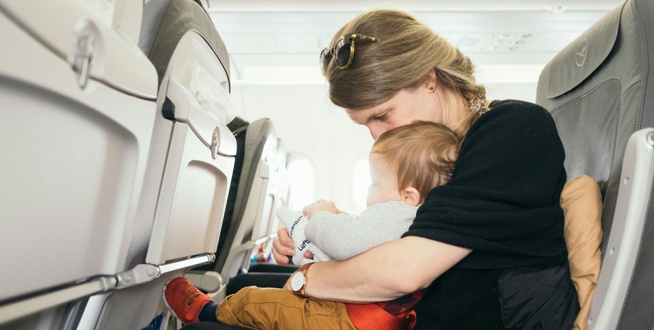 що варто знати подорожуючи з немовлям