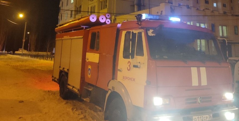 Воронеж Воронеж, зима, пожарная машина, война, фото