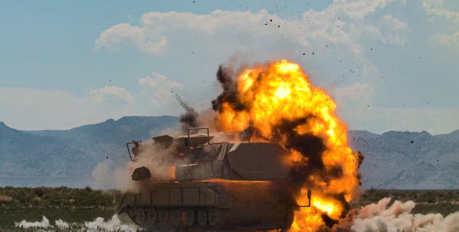 дрон Altius-700, взрыв, зенитно-ракетный комплекс SA-17