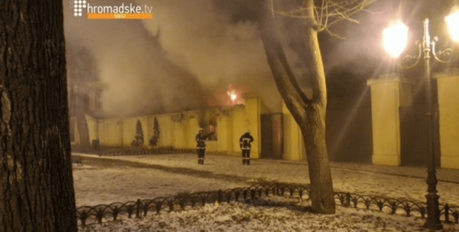 В Одессе горел Летний театр / Скриншот видео