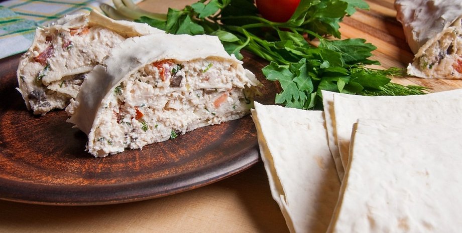 рулет из лаваша, блюда из лаваша, рецепты блюд, кулинарные рецепты, еда, простые рецепты, чипсы из лаваша, пицца из лаваша