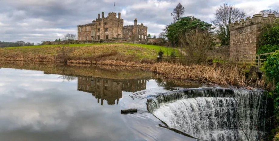 Замок Рипли в Великобритании, исторический замок, исторический объект, историческое имение, замок с богатой историей, земельный участок, семья Ингилби