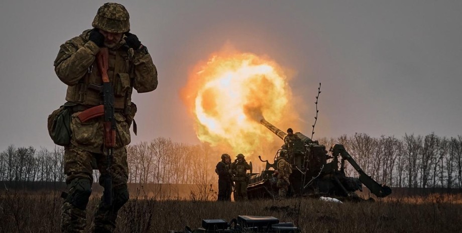війна в Україні, бойові дії, українські військові, постріл із гармати