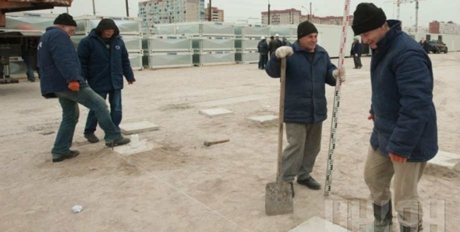 Монтаж модульных домов в Запорожье / Фото: УНИАН