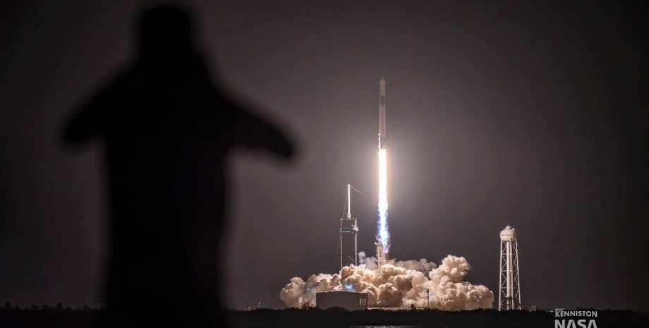 запуск ракеты falcon 9