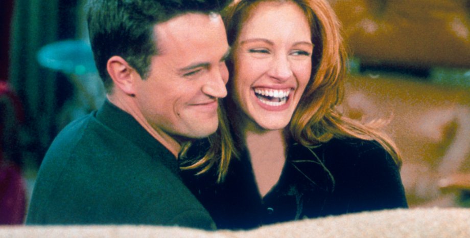 Джулия Робертс и Мэттью Перри, смерть Мэттью Перри, умер Мэттью Перри, сериал друзья, красотка фильм