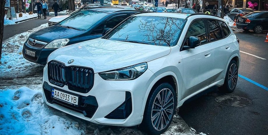 Новий BMW X1, BMW X1, кросовер BMW, електромобіль BMW, BMW ix1 2023