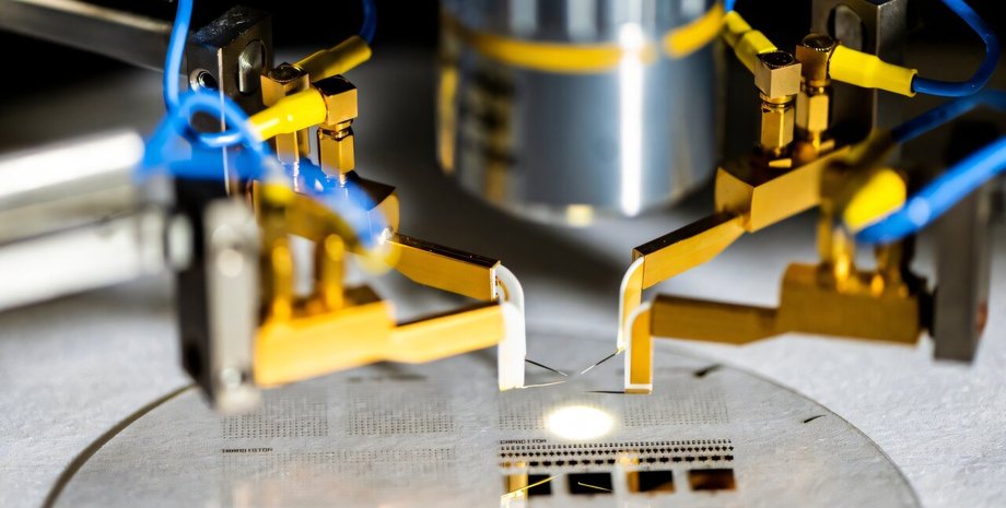 Принтер, чіпи, мікросхеми, електроніка, фото