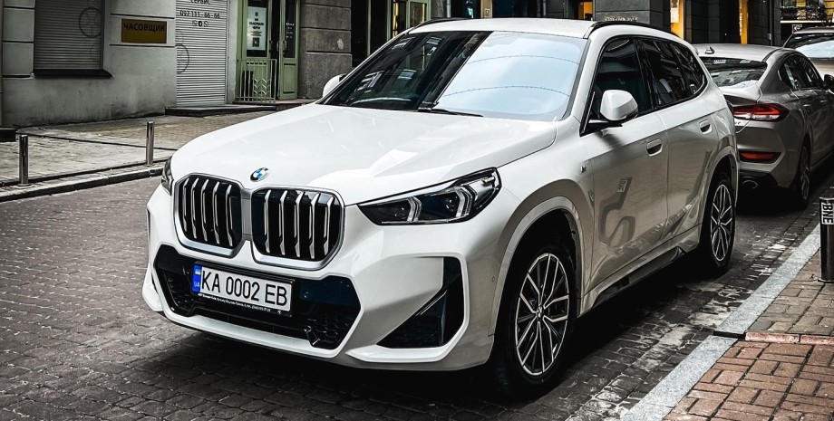 новий BMW X1 в Україні, BMW X1, BMW X1 2023, новий BMW X1, кросовер BMW X1