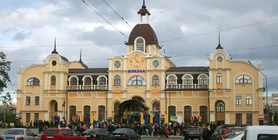 Здание вокзала в Луцке / Фото: VisitLutsk.com