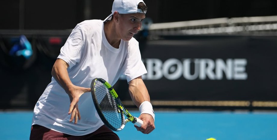 Никита Белозерцев сменил гражданство