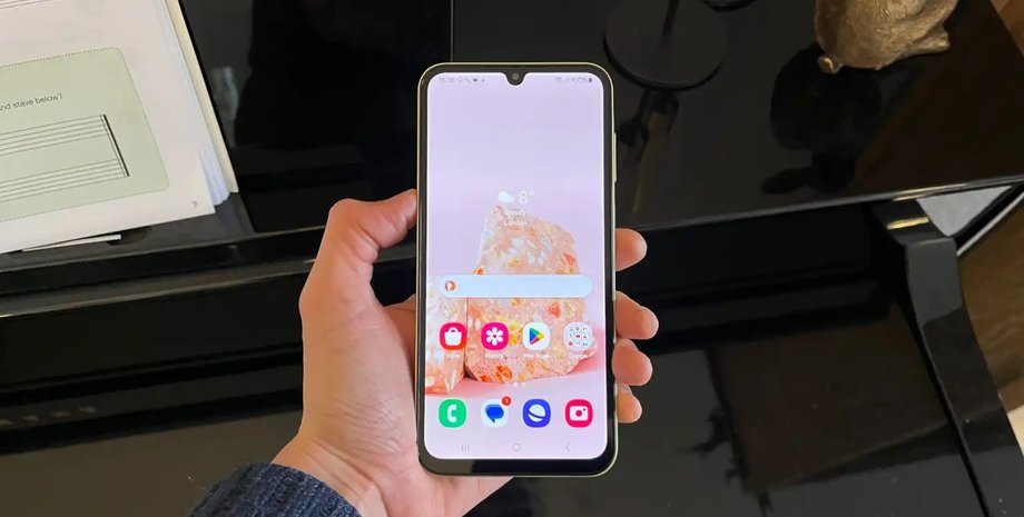 смартфон Samsung Galaxy A15