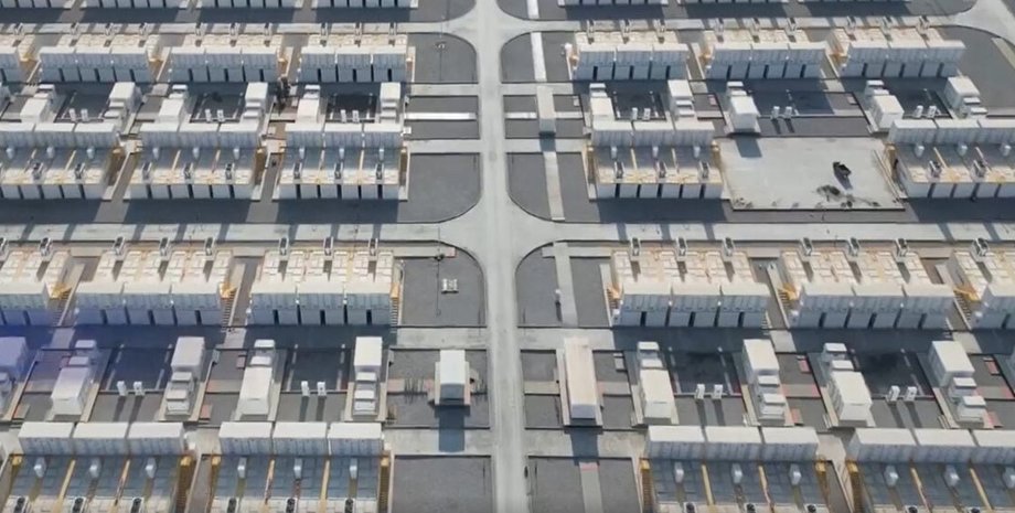 Xinhua Ushi ESS, Rongke Power, аккумуляторы, батареи, фото