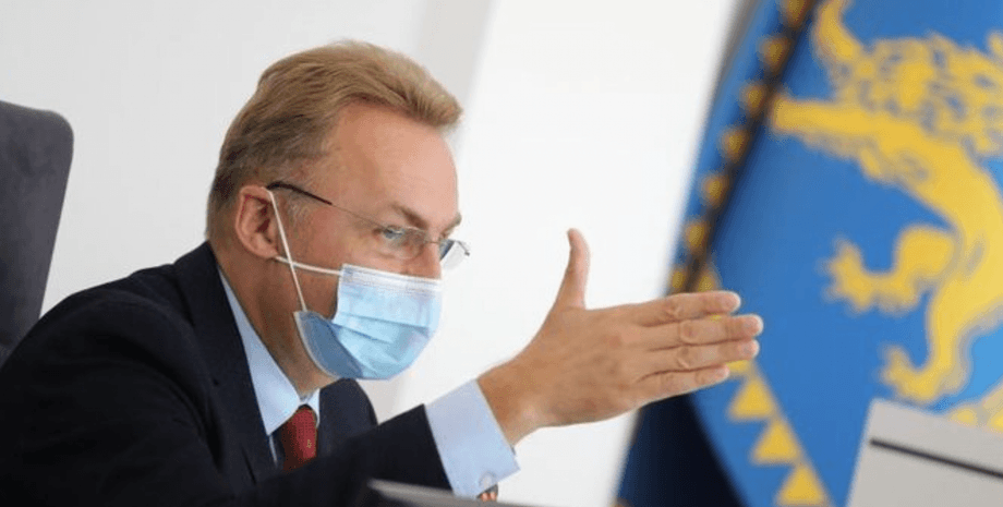 Садовый, горсовет, мат