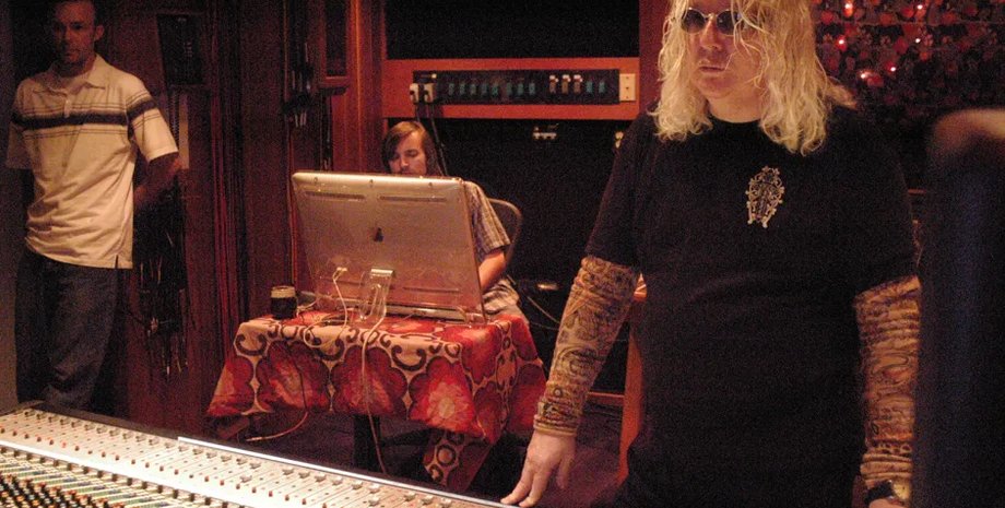 Рой Томас Бейкер під час звукозапису