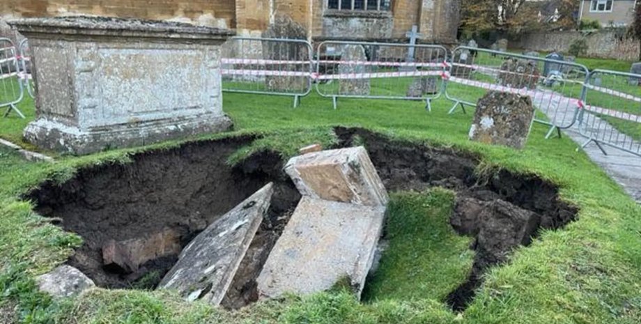 РОбвал вызвал беспокойство местных властей