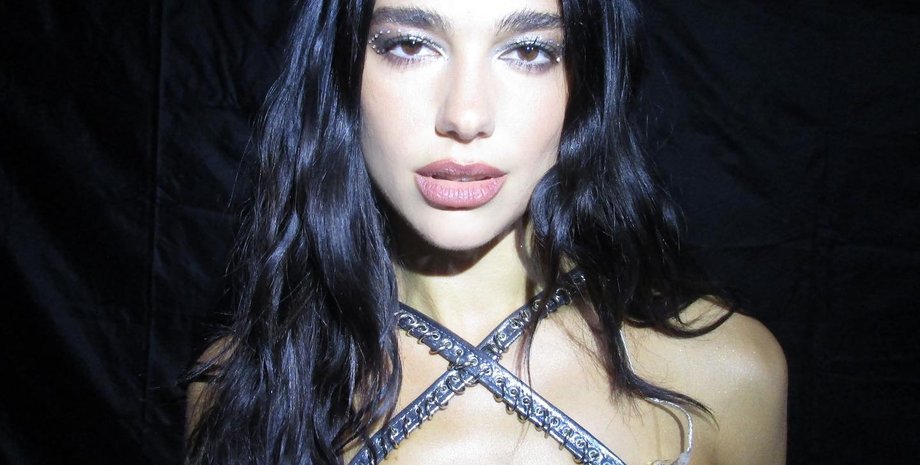 Дуа Липа, Дуа Липа стиль, Дуа Липа образы, Дуа Липа купальники, джинсовое бикини, идеальный купальник