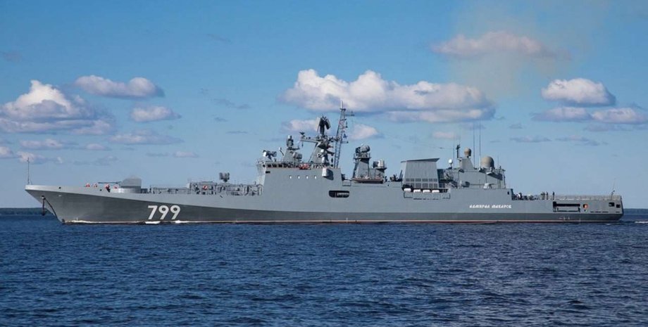 флагман "Адмирал Макаров", ракетные обстрелы Украины, остров Змеиный