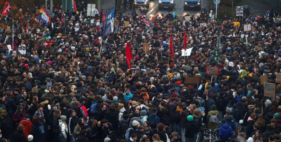 Протести молоді в Німеччині
