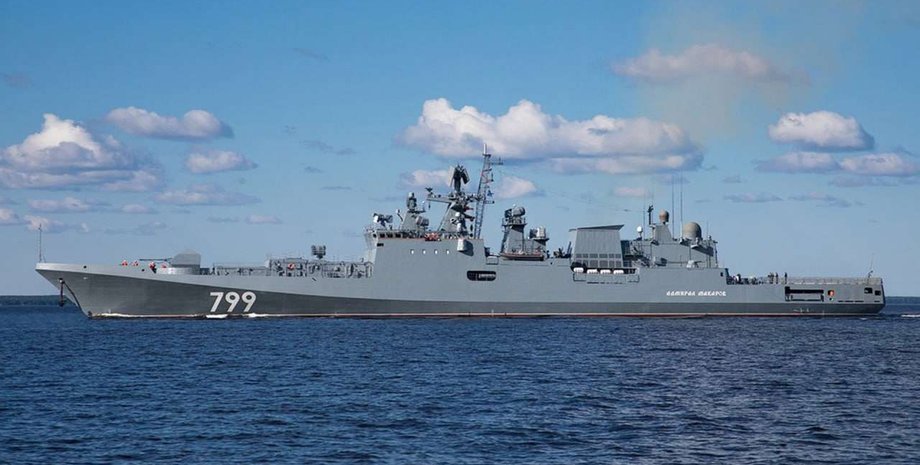 флагман "Адмирал Макаров", ракетные обстрелы Украины, остров Змеиный