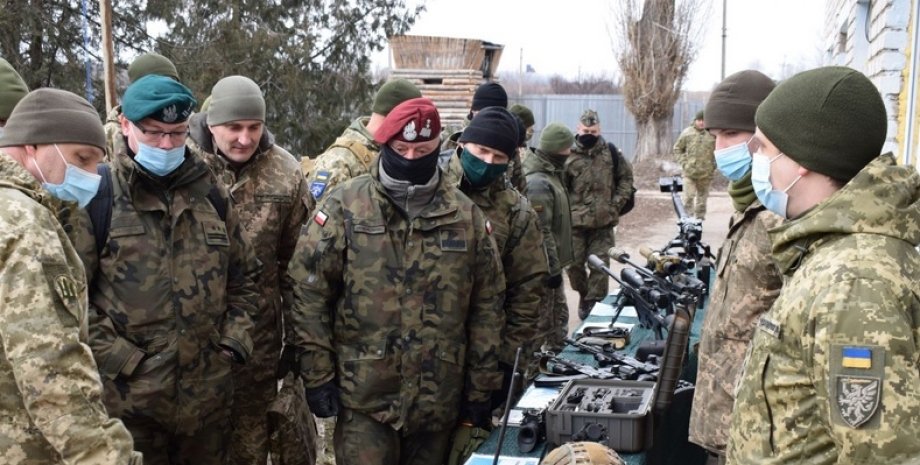 Військова делегація, Польща, Донбас, ООС, військові навчання