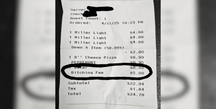 Мужчина проверил свой счет в ресторане и не мог поверить своим глазам, что добавила официантка, курьезы