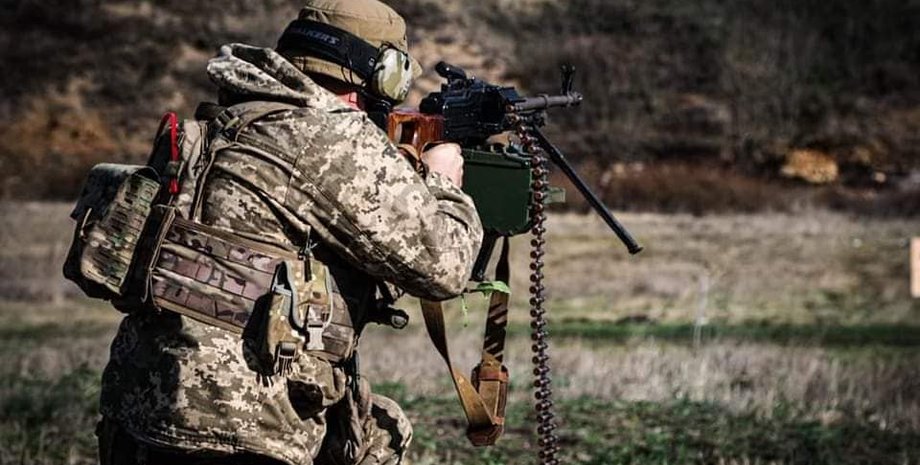 Український військовослужбовець