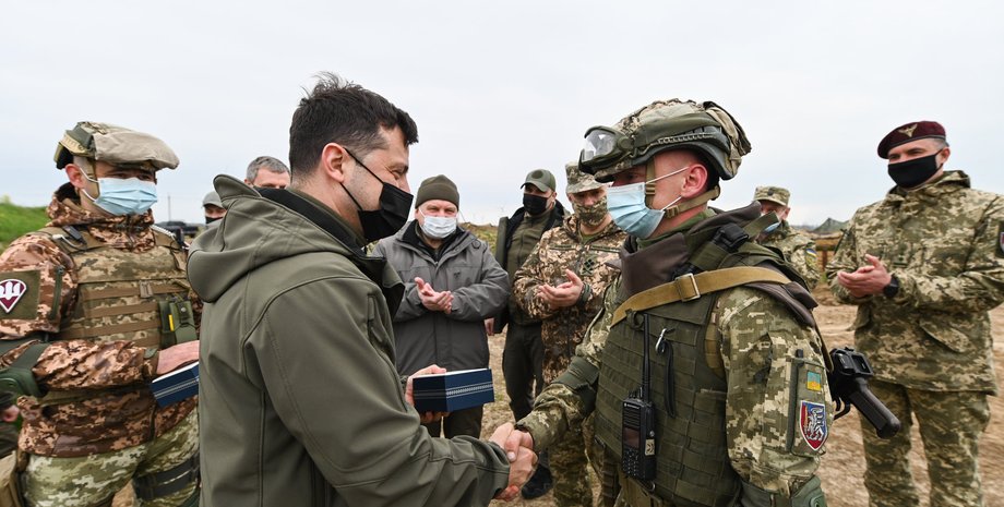 введение военного положения в украине