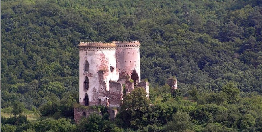 Замок в Червонограде / Фото: Wikipedia.org