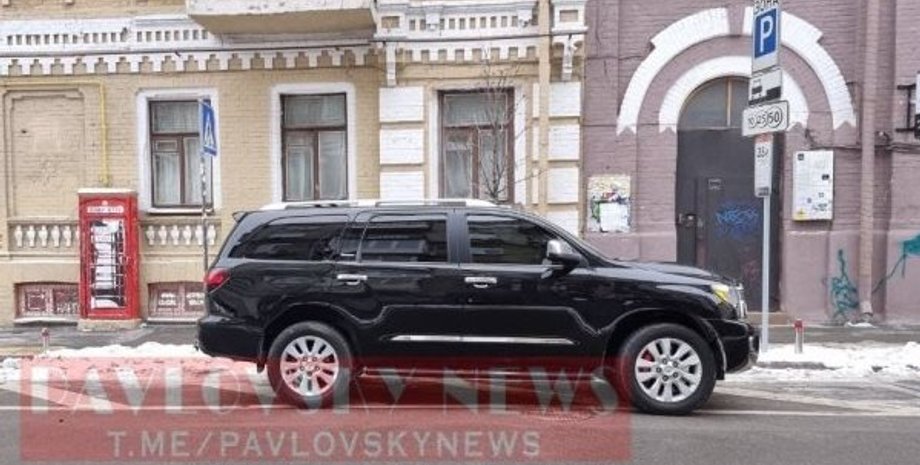 Кличко їздить на Toyota Sequoia 2014 року