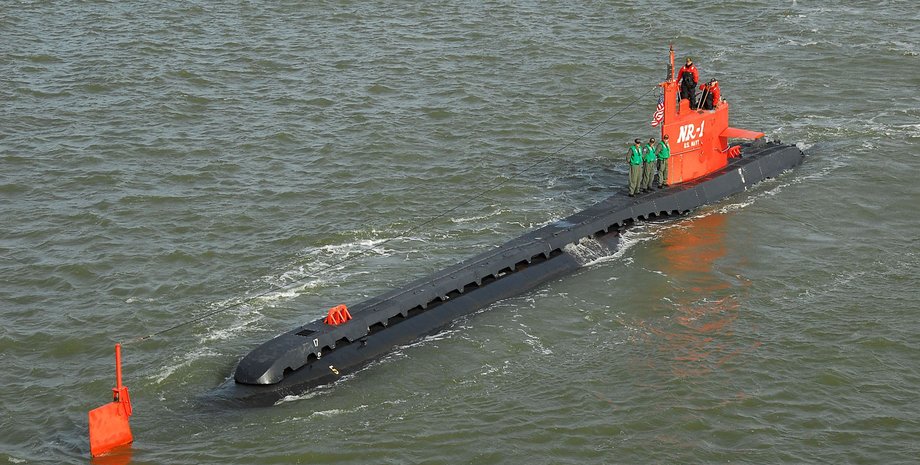 субмарина NR-1