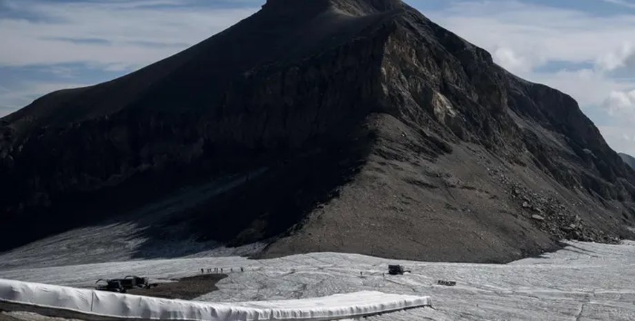 танення льодовиків, льодовики в альпах, льодовики у швейцарії