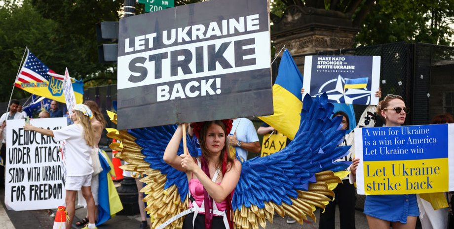 схема Столтенберга, саміт НАТО, допомога Україні, постачання озброєнь Україні, Зеленський на саміті НАТО